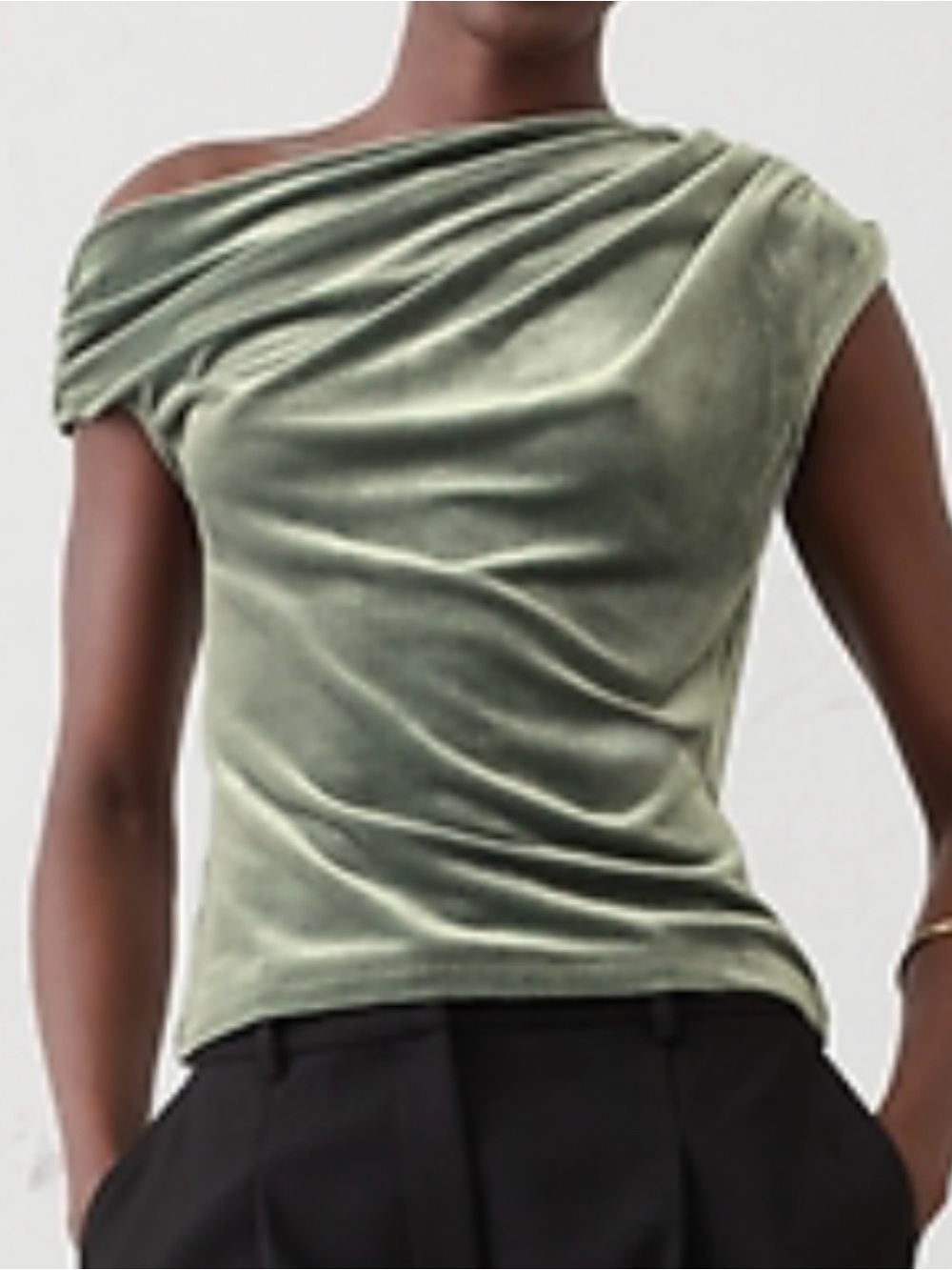 NWT Banana Republic One Off Shoulder Top Large